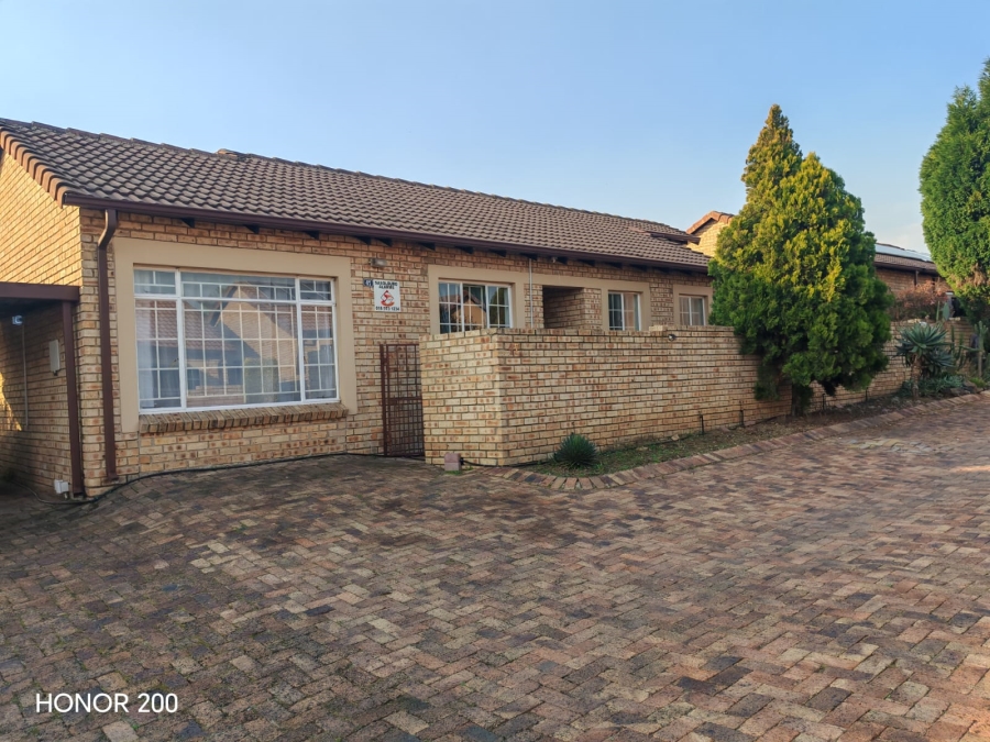 2 Bedroom Property for Sale in Sasolburg Ext 11 Free State